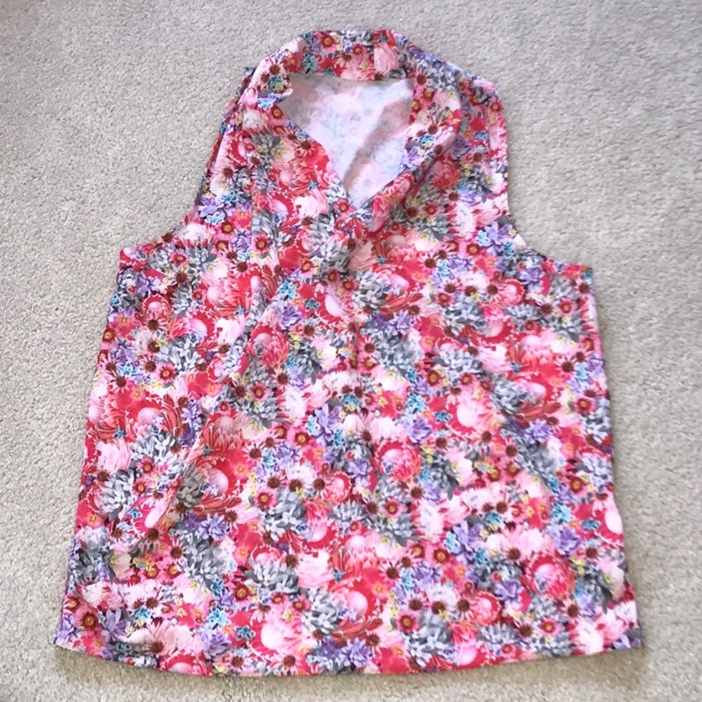 Lululemon floral top
